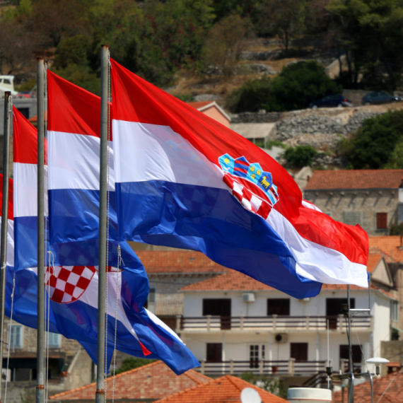 Turista posetio Hrvatsku i snimio urnebesan video: "Vidite kako im se zovu gradovi" VIDEO