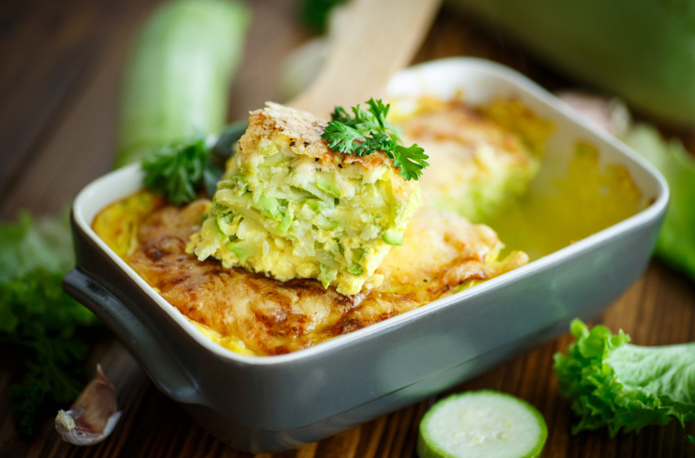 Recept za najbržu pitu s "kraljicama leta": Gotova u tri koraka, a tražićete još