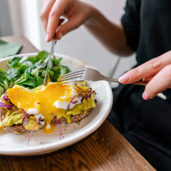 Doručak odlučuje o zdravlju srca: Ovo su najgore i najbolje jutarnje navike za holesterol