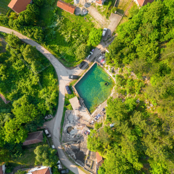 Ovo mesto u Srbiji izgleda kao sa razglednice: "Mali Karibi" privlače sve više posetilaca FOTO