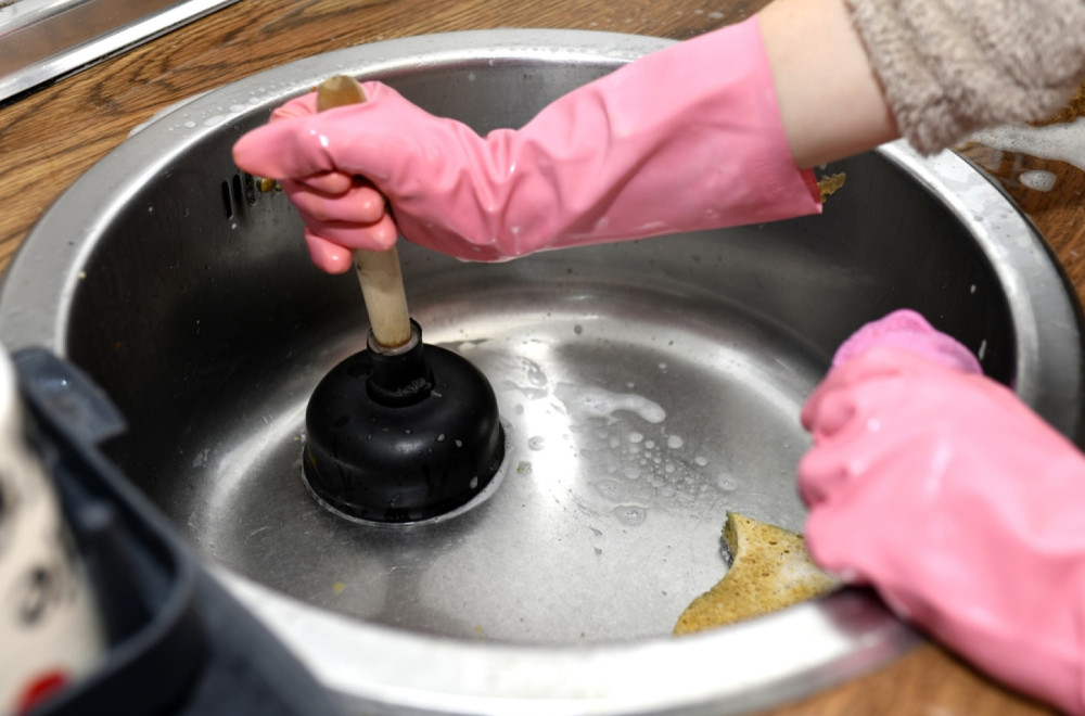 Rešite problem začepljenog odvoda pomoću ovog kozmetičkog proizvoda