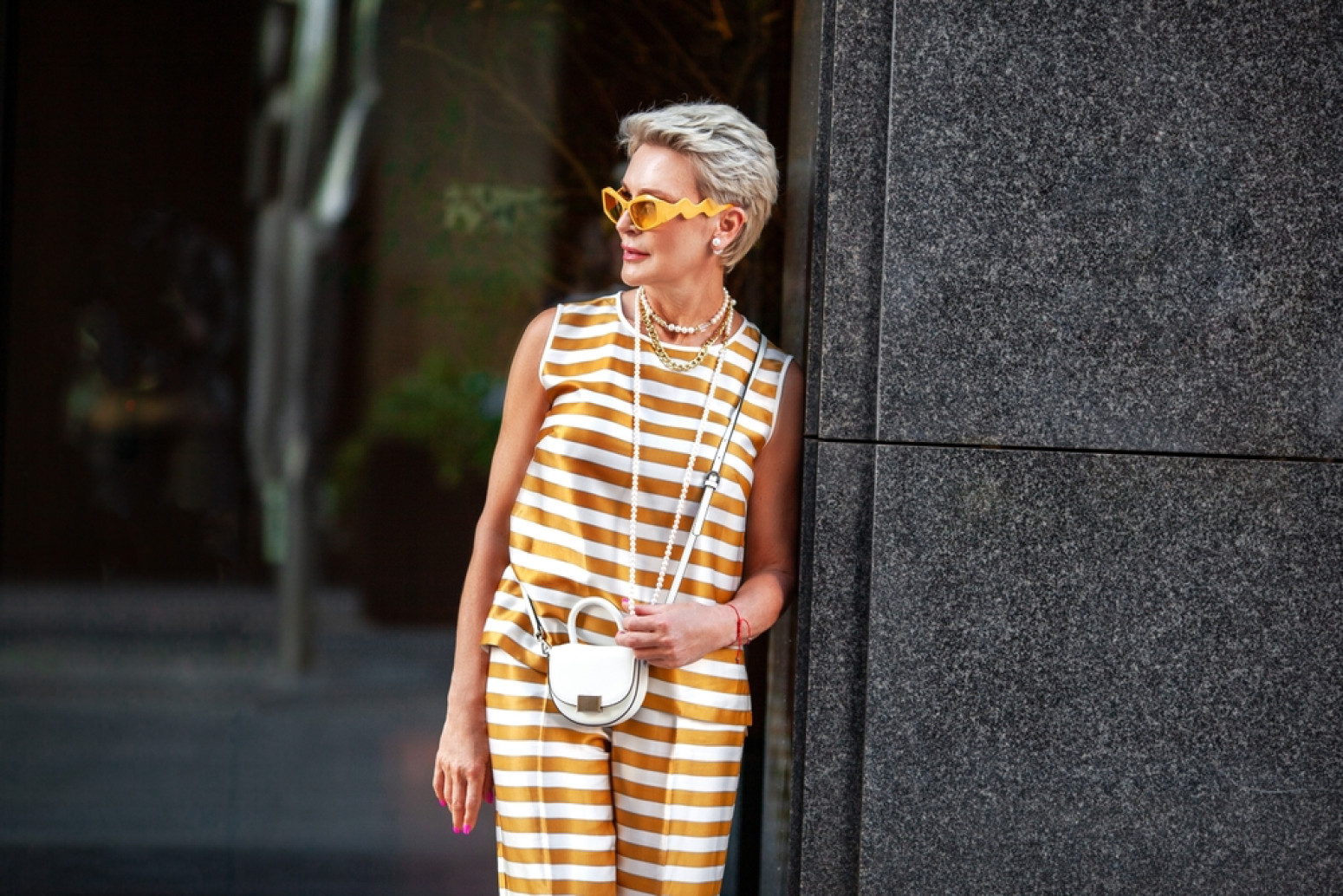 Ove boje bi trebalo da izbegavate kada napunite 50 godina, evo i zašto