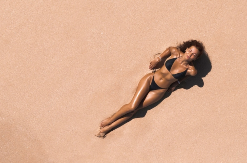 Koju superhranu treba da jedete kako biste zadržali preplanuli ten što duže