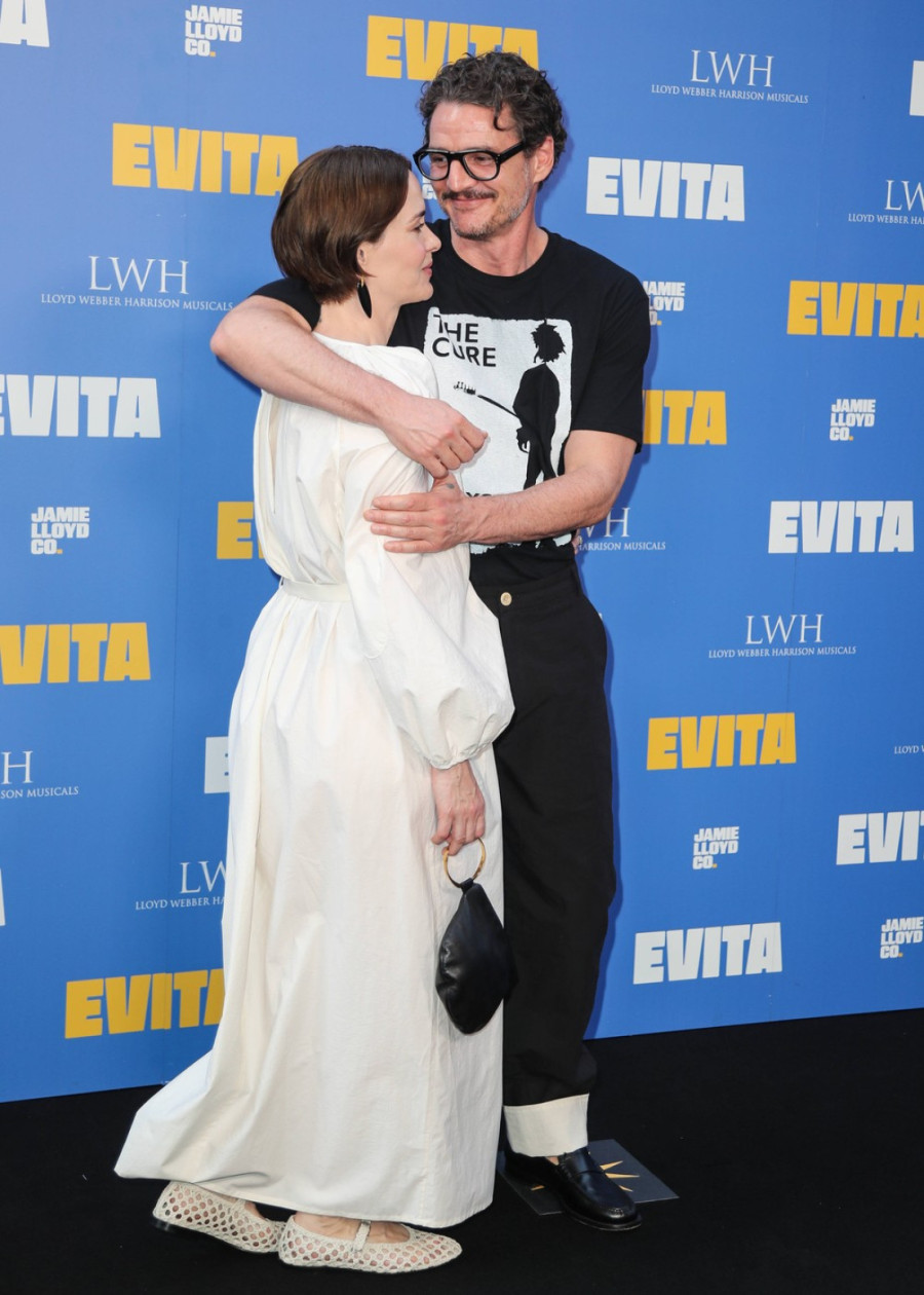 Najzgodniji neženja se pojavio s njom i svima srušio snove: Sve ove godine nas je lagao? FOTO