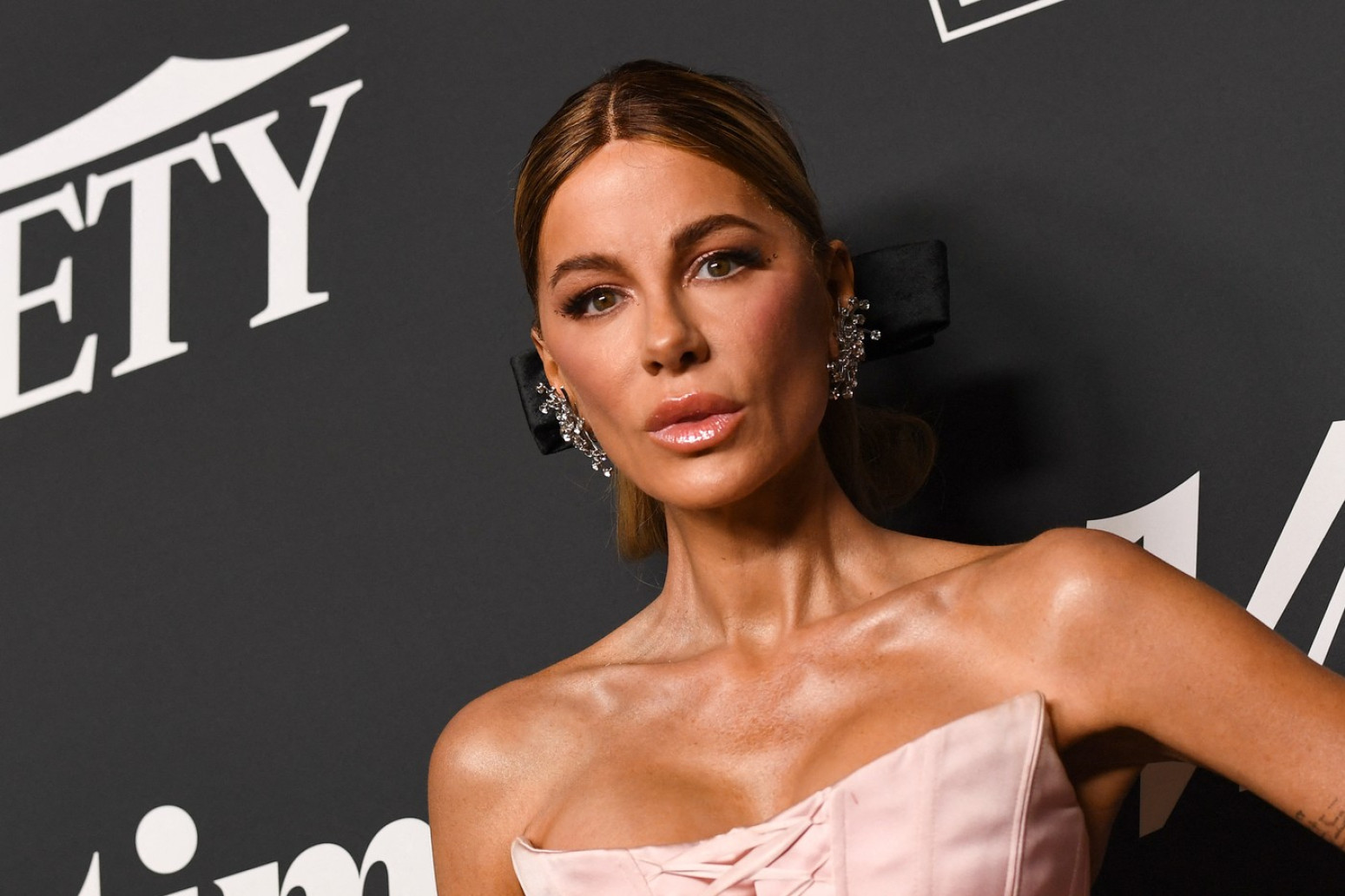 Prošla kroz pakao, pa seksi stajlingom zapalila masu: Vratila se jedna od najlepših? FOTO/VIDEO