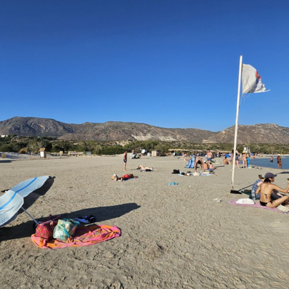 Turisti u Polihronu se posvađali oko mesta na plaži: Grci uveli rigoroznu meru