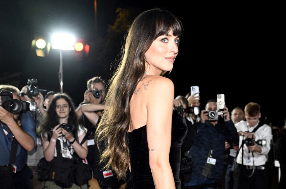 I ne mora da bude "gola": Seksi izdanje lepe glumice bacilo muškarce na kolena FOTO