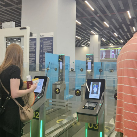 Grčka pokrenula nov sistem ulaska u EU i to pre roka; U drugim zemljama Evrope očaj