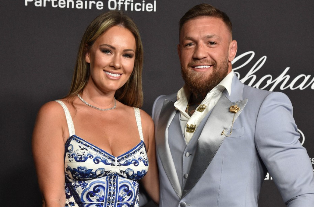 Nakon 17 godina veze i ljubavnih afera, Konor Mekgregor oženio partnerku FOTO