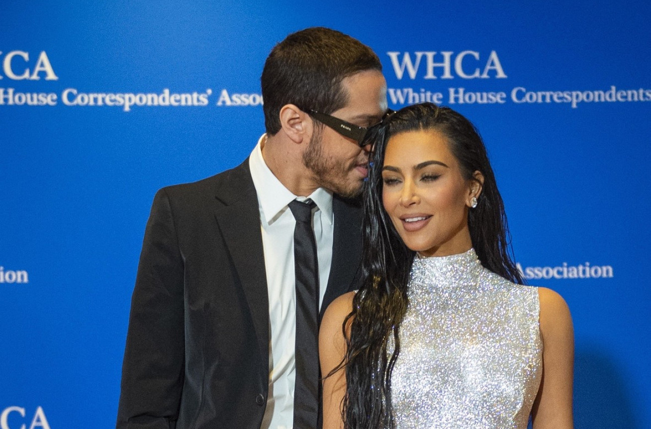 Bio je s najlepšim ženama, svi se pitaju kako: Bivša progovorila i stavila tačku