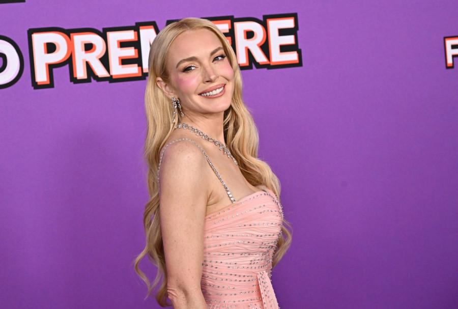 Sve mlađa i mlađa: Za kraj godine – još jedno novo lice plastične lepotice Holivuda FOTO