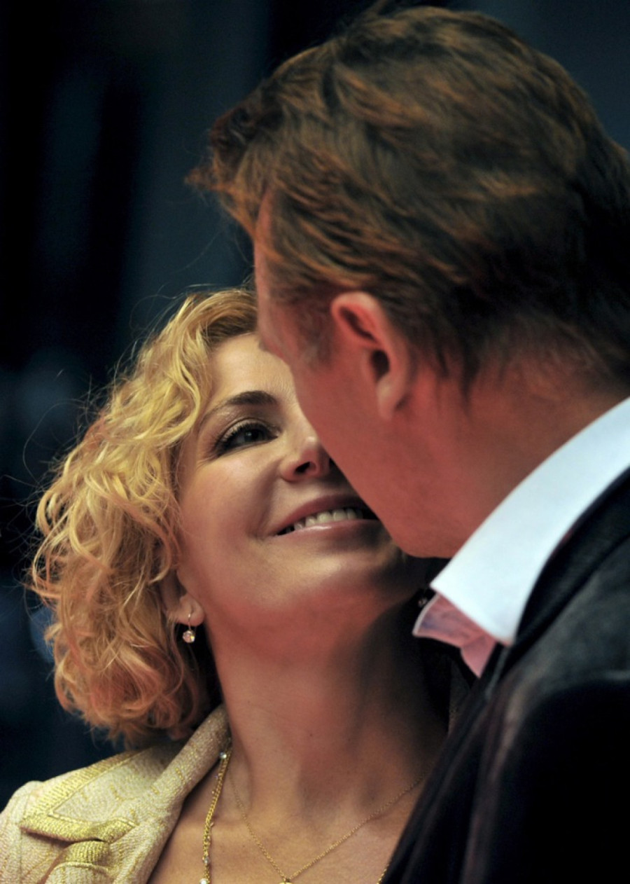 Nju su isključili sa aparata i njega osudili na očaj: Tragična ljubavna priča glumca koji ponovo voli FOTO