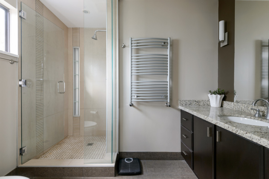 Trik koji je osvojio svet: Balon rešava ono čega se najviše užasavate u kupatilu VIDEO