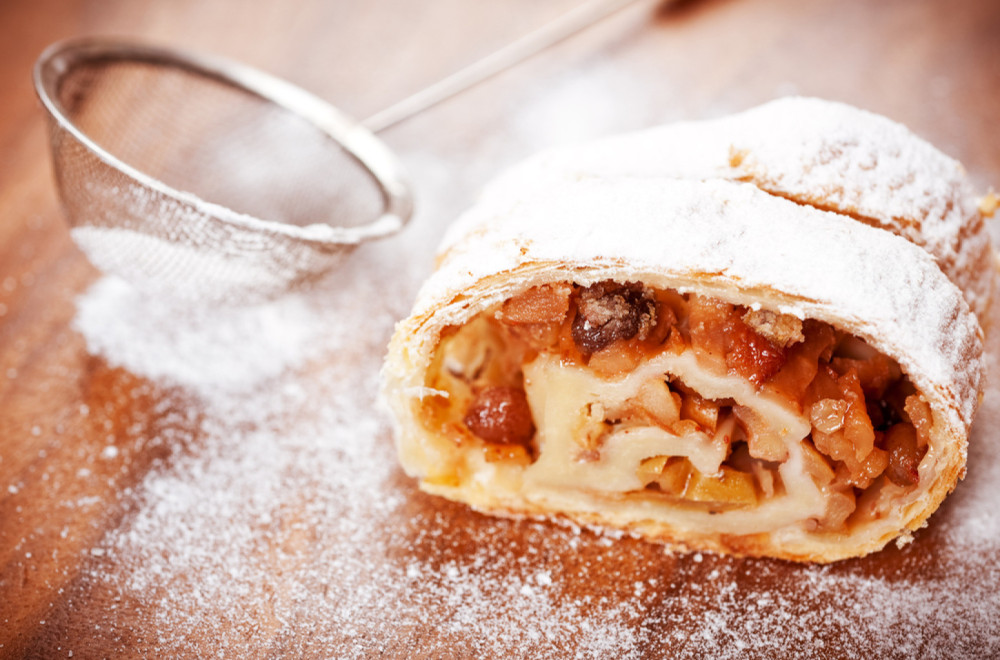 Najlakši recept za kolač koji miriše na detinjstvo