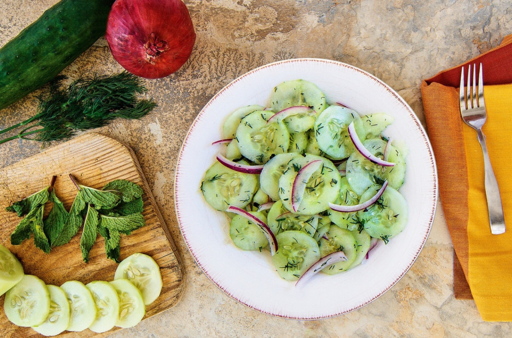 Osvežavajuće, brze i zasitne: Krastavac salate koje ćete obožavati tokom leta
