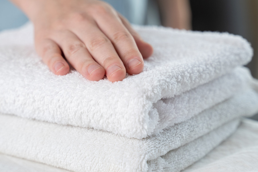 Ustajali i buđavi miris peškira uklonite uz pomoć dva sastojka iz kuhinje