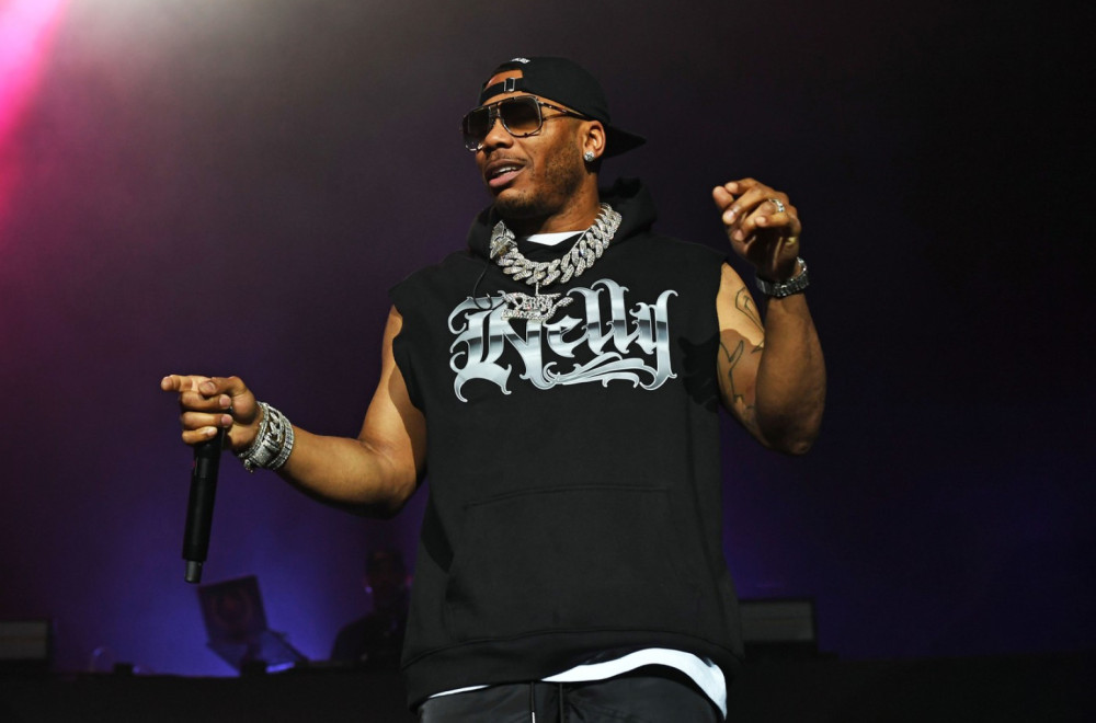 Šeron Stoun javno priznala vezu sa slavnim reperom: Nismo ni stigli do... FOTO