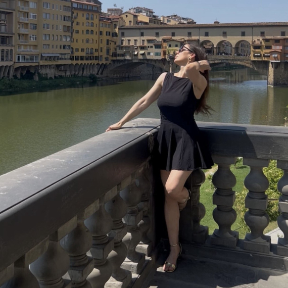 Obilazak Toskane: Nena Vidić uživa u čarima leta i slatkoj ljubavi FOTO