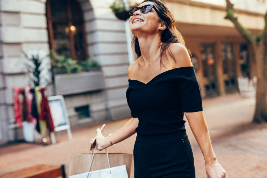 Osmehom prikrivaju unutrašnje oluje: 4 znaka koja vešto drže sve u sebi