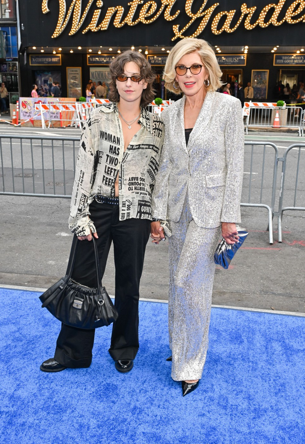 Slavna glumica (73) u vezi sa 26-godišnjakinjom? Fotke zapalile mreže FOTO/VIDEO