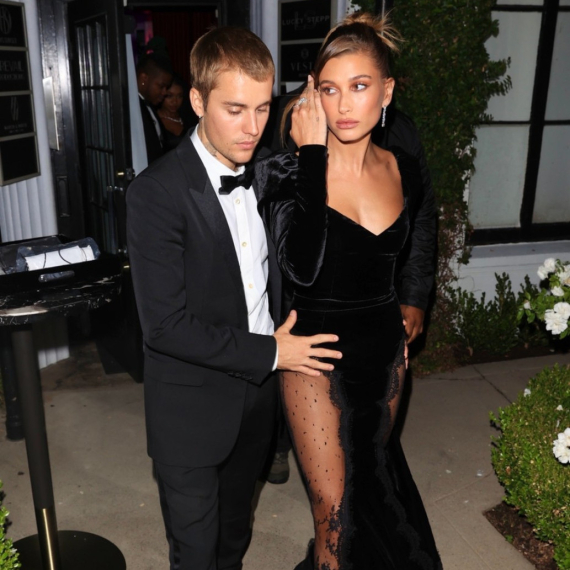 Slavni pevač "okačio" dirljive fotke na mrežama – i stvarno tope srca FOTO