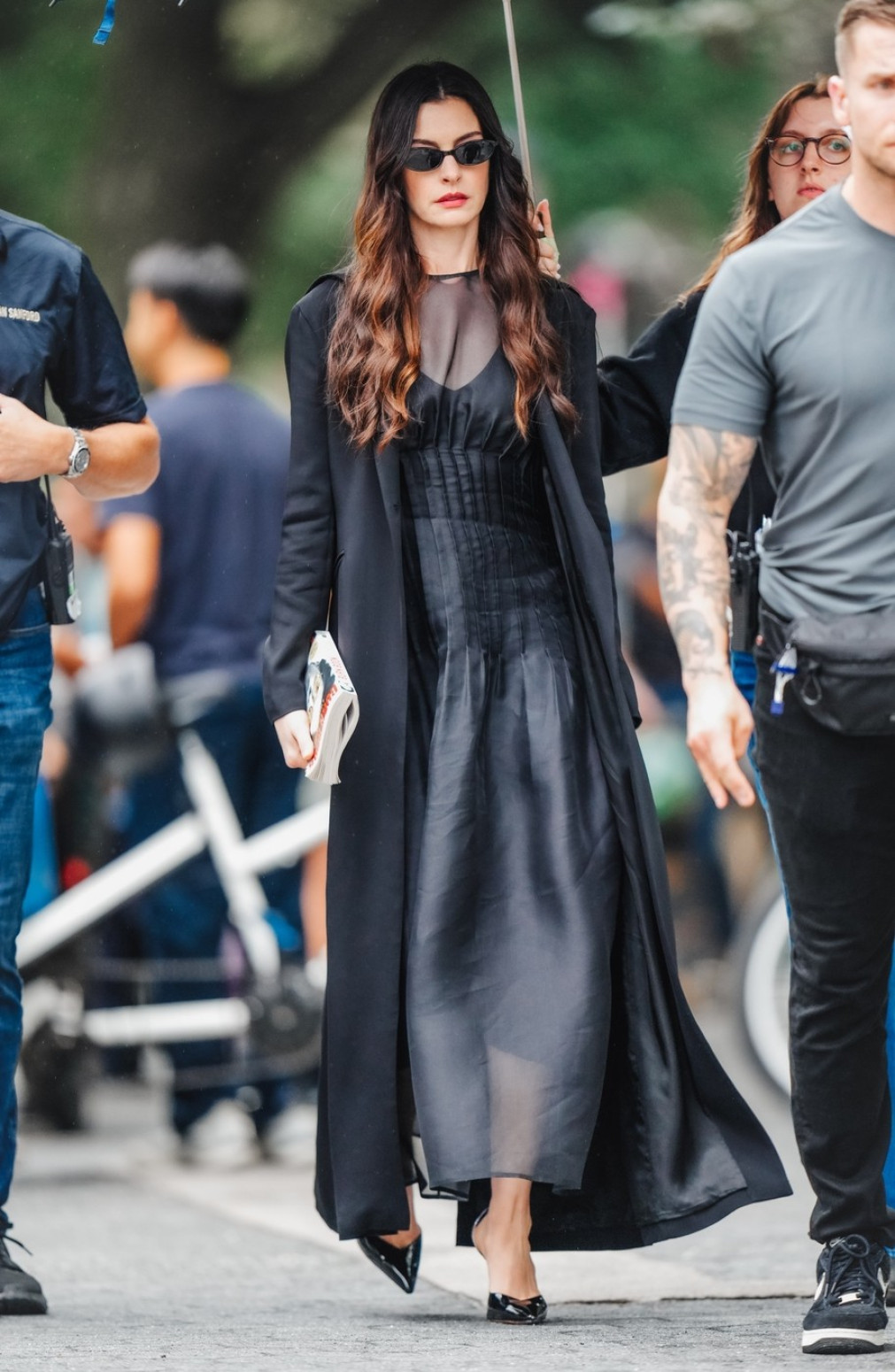 Ova haljina biće novi modni krik – a njoj stoji savršeno FOTO