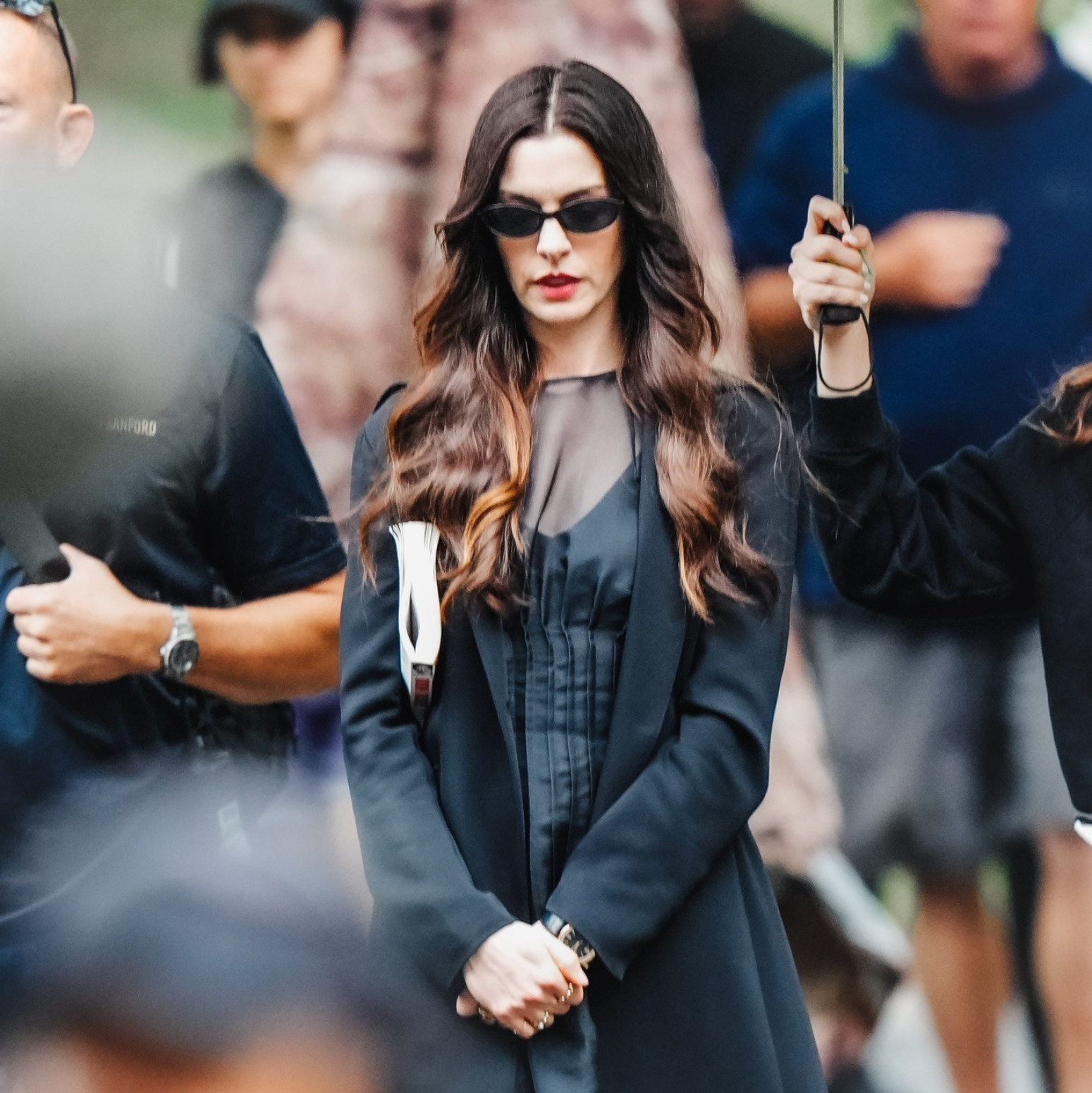 Ova haljina biće novi modni krik – a njoj stoji savršeno FOTO