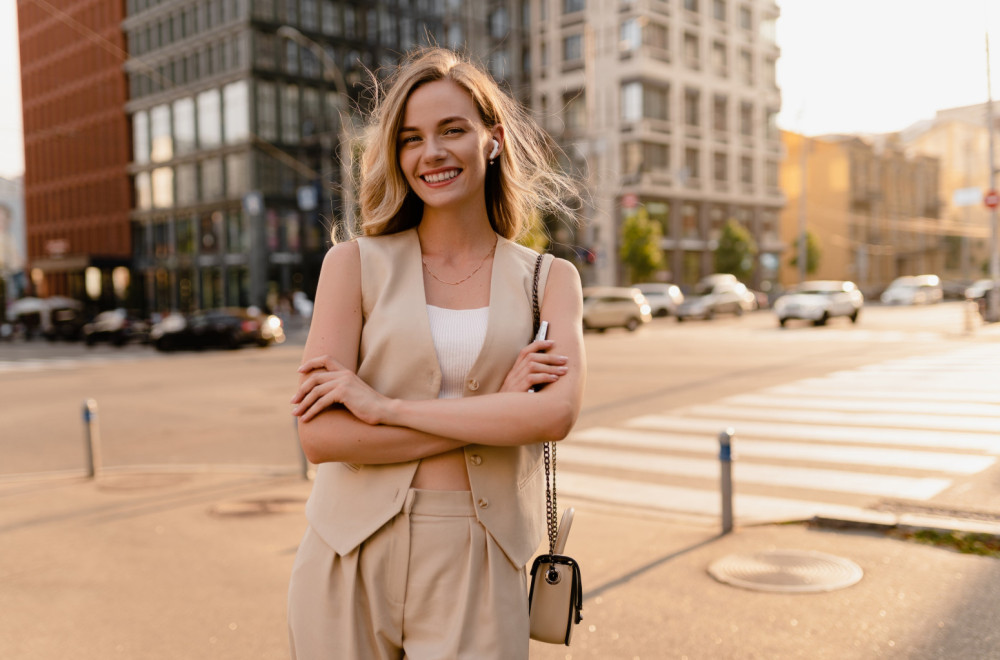 Ako imate ovih 10 odevnih komada u ormanu, spremni ste za svaku priliku FOTO