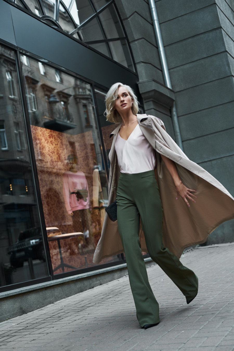 Ako imate ovih 10 odevnih komada u ormanu, spremni ste za svaku priliku FOTO