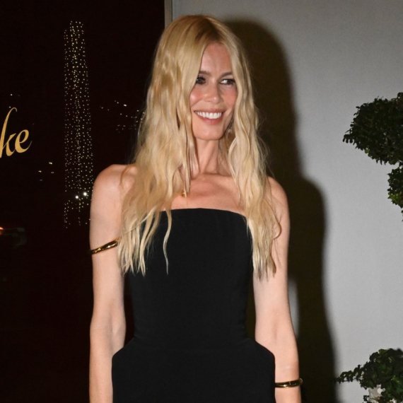 Ikona 90-ih proslavila 55. rođendan u kupaćem: Vreme je stalo... FOTO