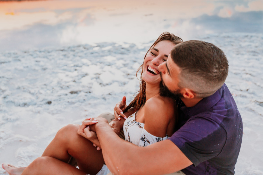 Dva straha iz detinjstva oblikuju svaki ljubavni odnos