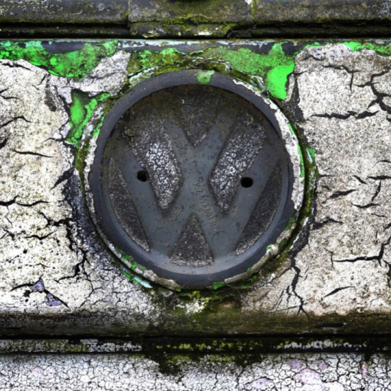 VW totalno posrnuo