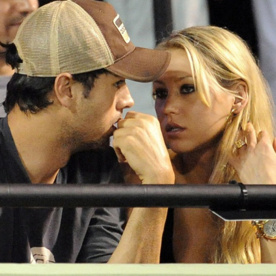 Trudna Ana Kurnjikova (44): Najlepši par na svetu čeka četvrto dete