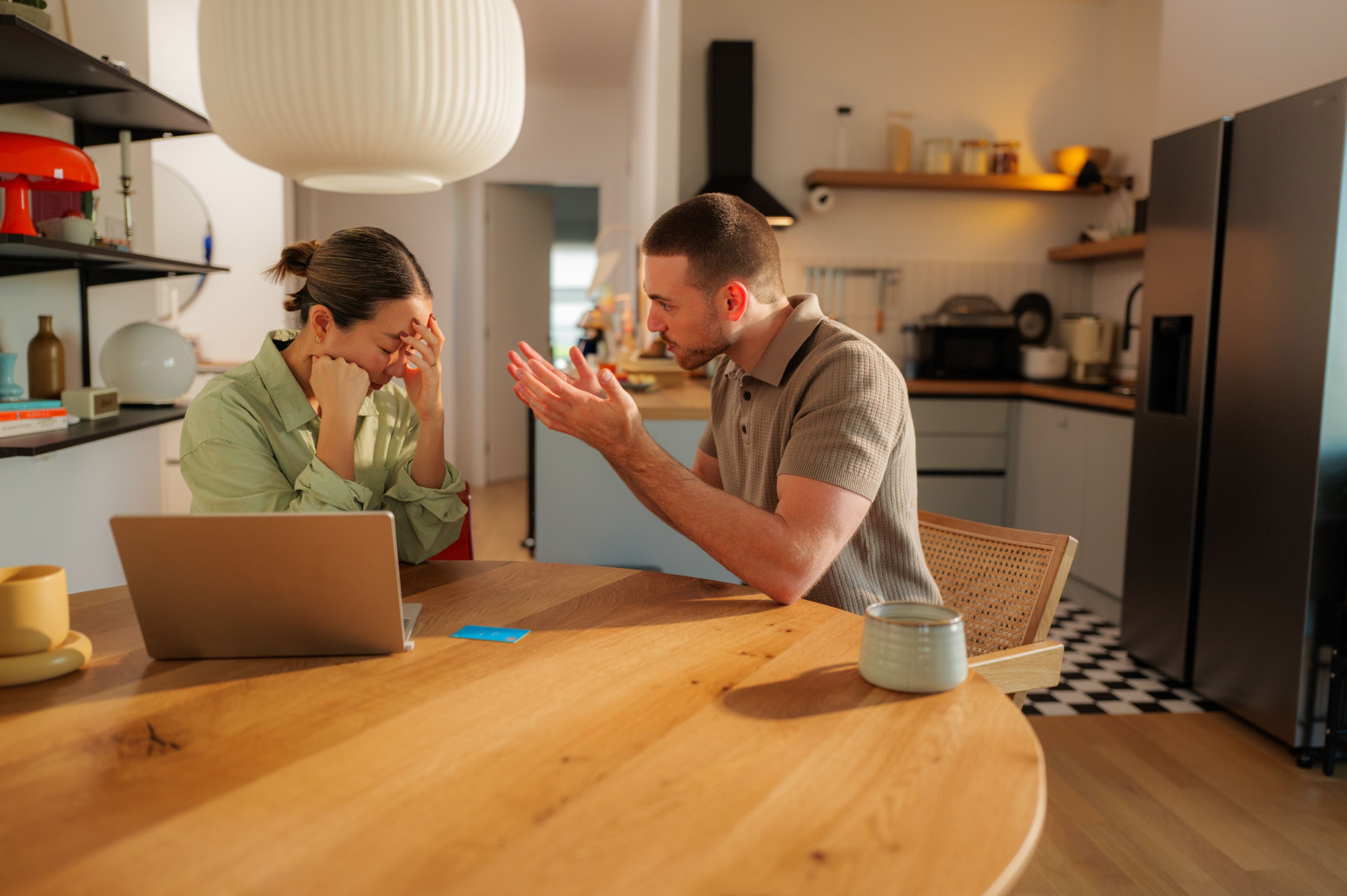 Šest rečenica koje muškarci koriste kad više nisu zaljubljeni