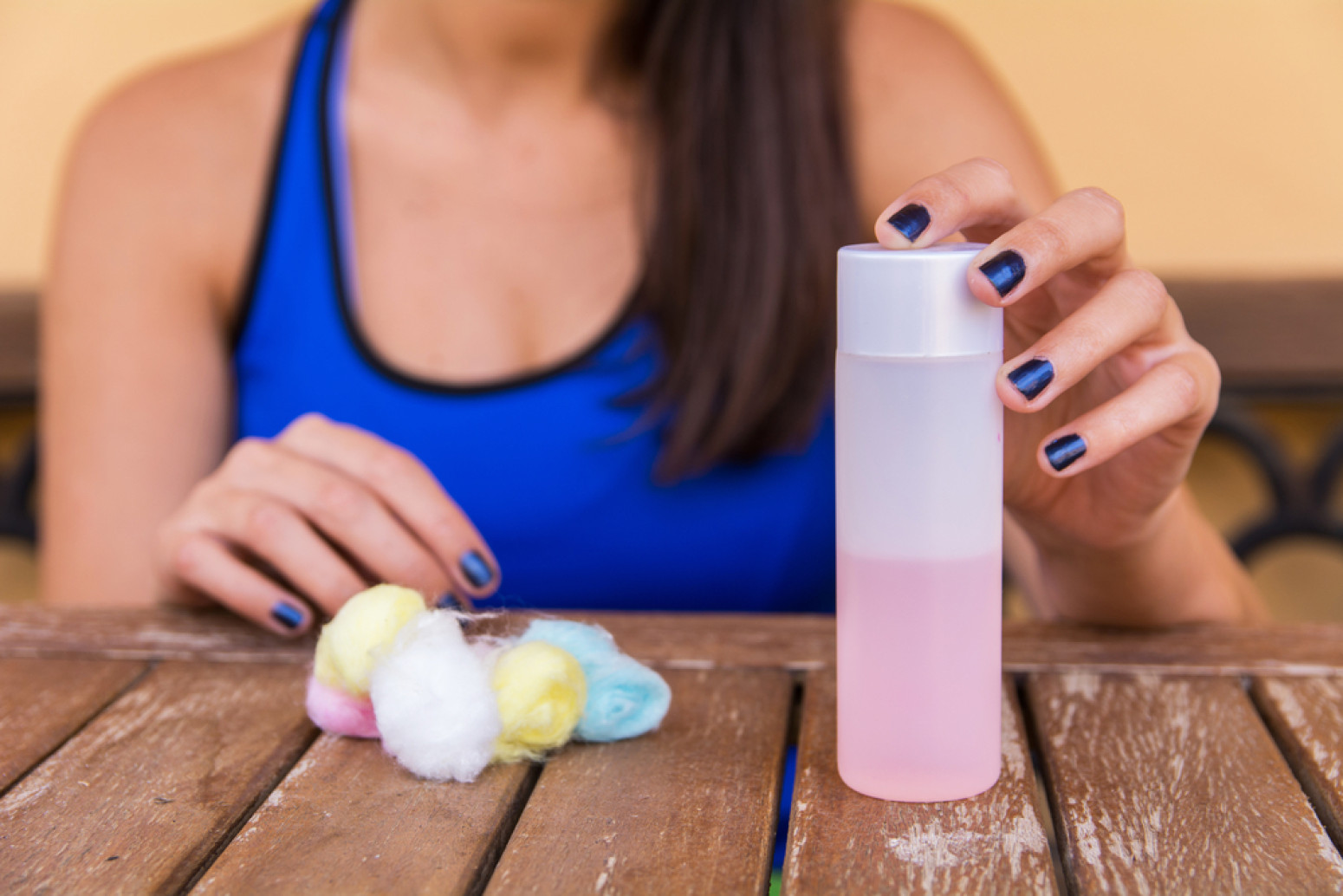 Nije samo za nokte: Aceton možete da koristite i za čišćenje doma