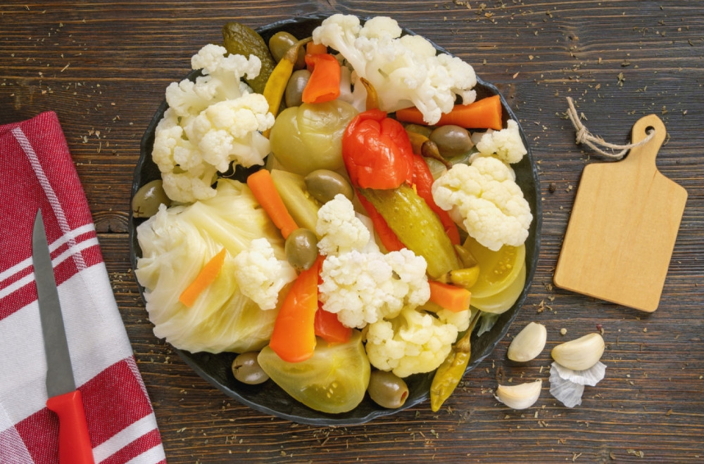 Bistra zimnica uz ove trikove: Samo ovako vam turšija neće postati mutna