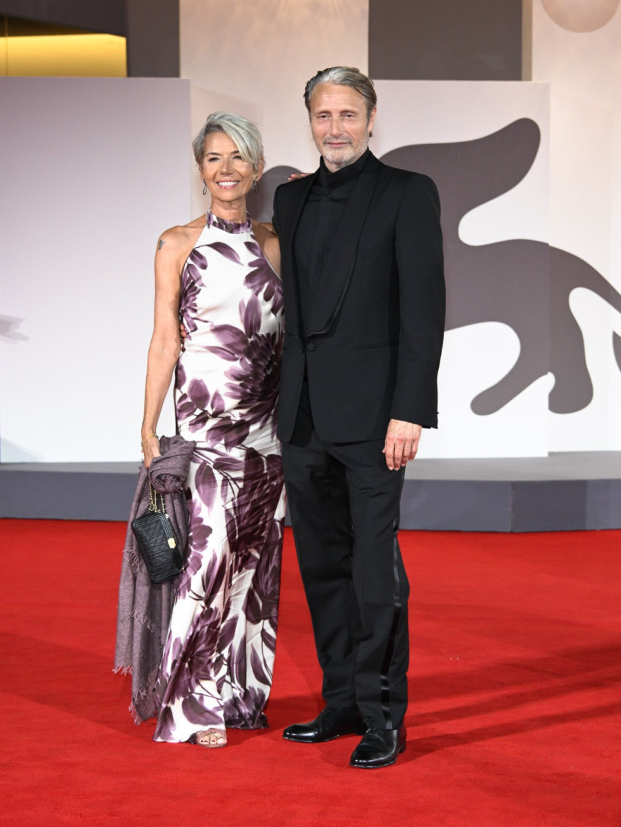 Najpoznatiji negativac iz Skandinavije ponovo zaludeo žene FOTO