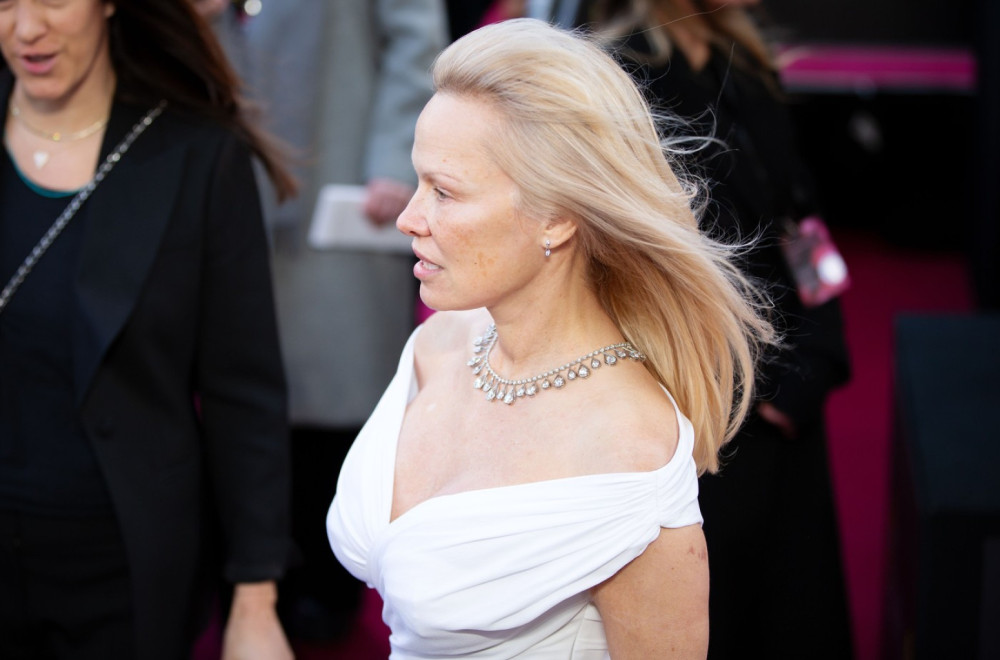 Top 5 bjuti lekcija koje treba da naučimo od Pamele Anderson FOTO