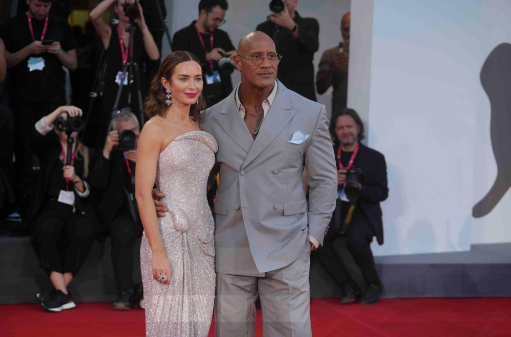 Venecija je dobila ono što zaslužuje – kada se ona pojavila u najelegantnijoj haljini FOTO