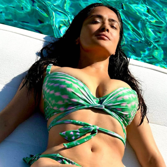 Godine joj ne mogu ništa: Raskošna lepotica napunila 59, a ko da joj veruje? FOTO