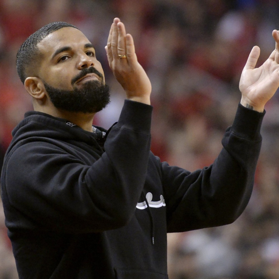 "Malo sam preterao": Smejali su mu se da je "kupio trbušnjake", sad znamo istinu FOTO