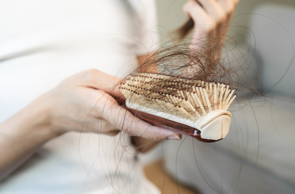 Sezonski gubitak kose: Kada je normalno, a kada treba potražiti pomoć