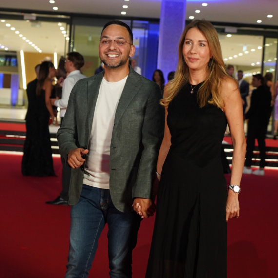 Roditelji su presrećni: Evo kog pola je beba ministarke Dubravke i Damira Handanovića