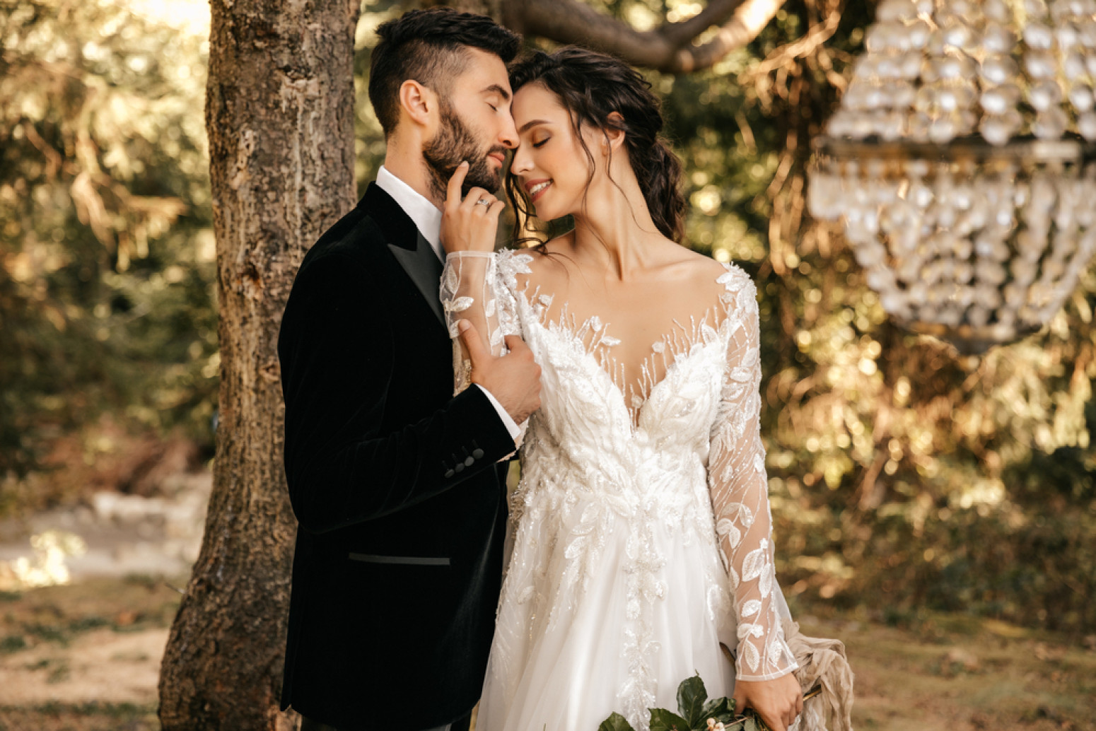 Nekada tabu, sada sve popularniji: Zašto generacija Z sve više sklapa lavanda brakove?