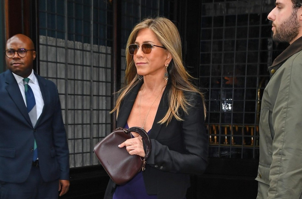 Zaljubljena Dženifer ne prestaje da iznenađuje: Pogledajte o čemu svi pričaju FOTO