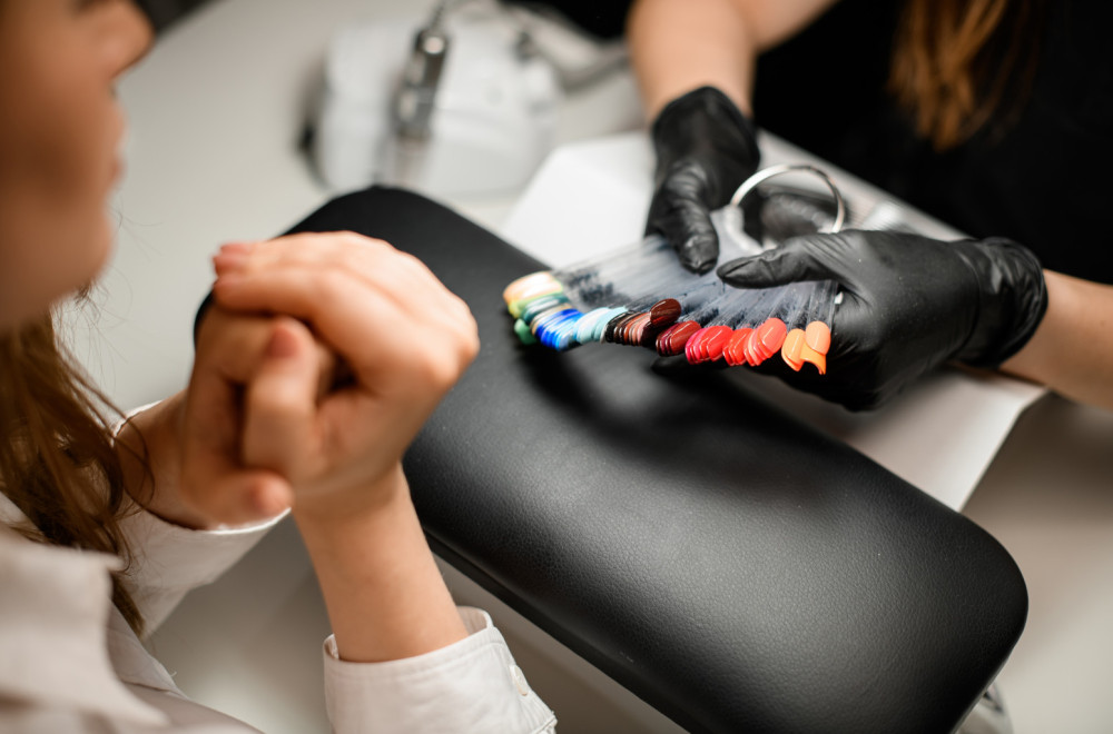 Ovo je jedina boja laka za nokte koja vam je potrebna ove jeseni FOTO