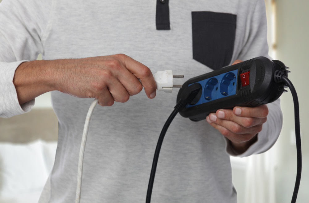 Ovih šest uređaja nikada, ali nikada ne smete da uključite u produžni kabl