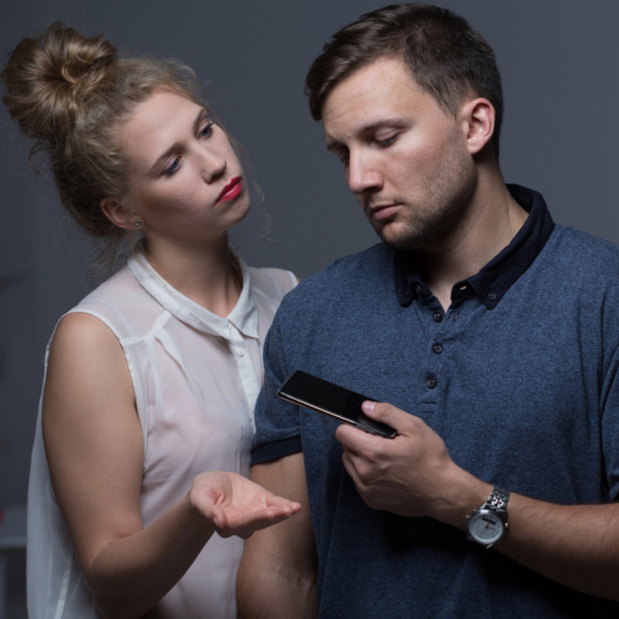 Odani do kraja: Ovi horoskopski znakovi najčešće završe u toksičnim vezama