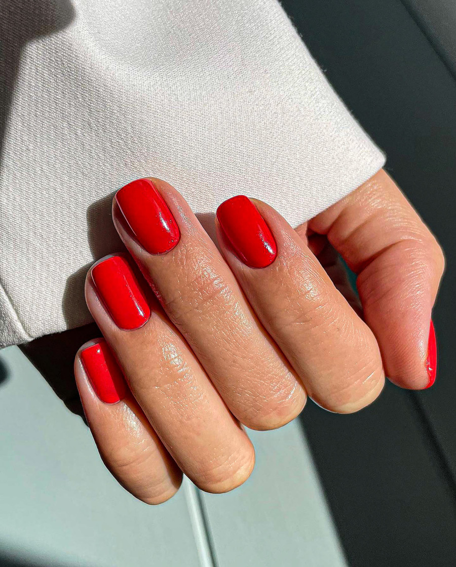 Moćno objašnjenje krije se iza crvenih noktiju: Zašto magično privlače muškarce?