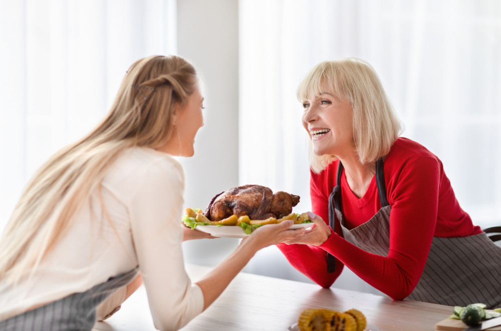Vreme je da joj vratite istom merom: 8 znakova da vas svekrva zapravo jako voli